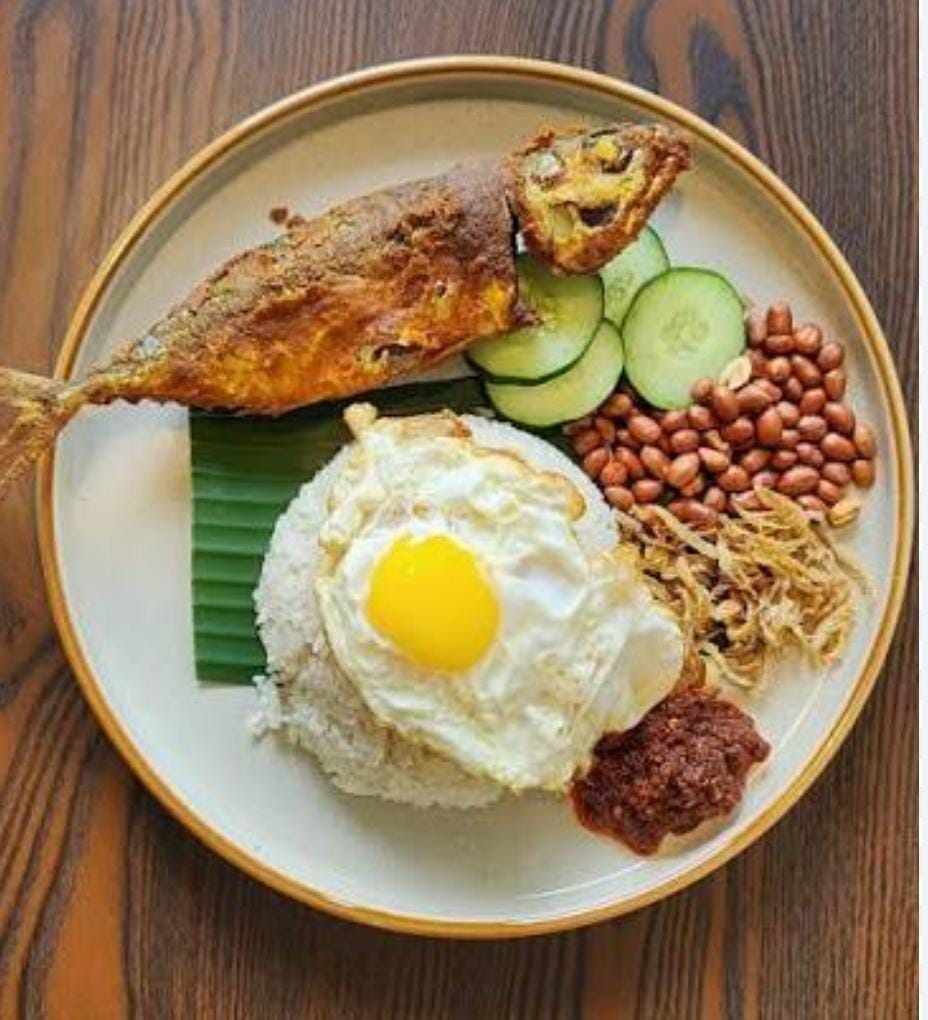 Nasi Lemak Ikan