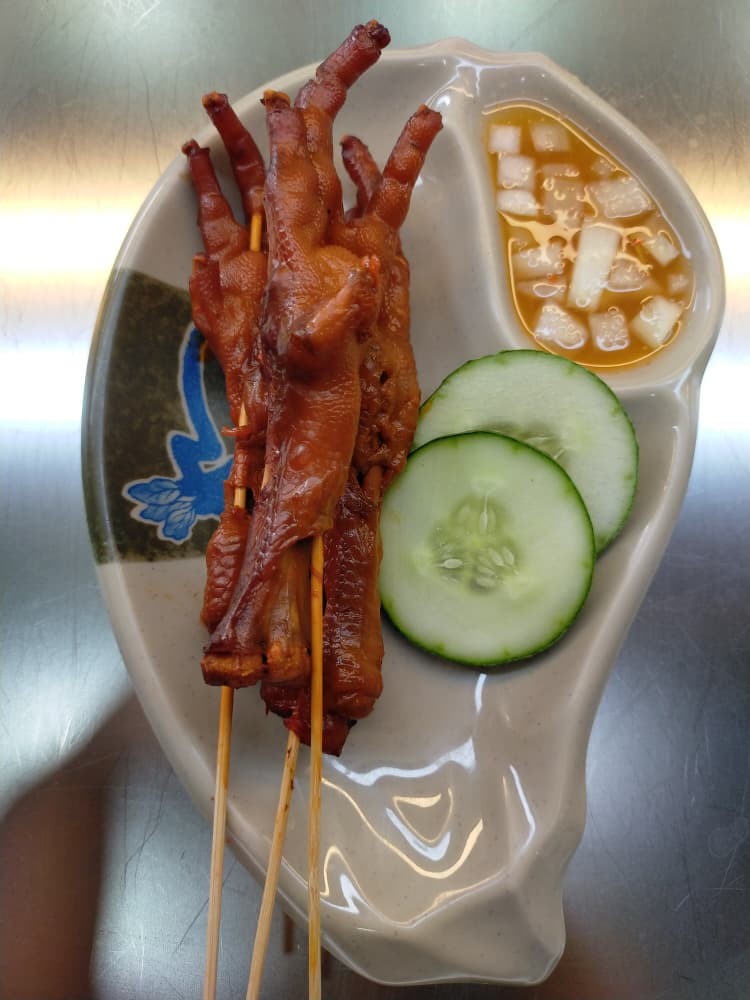 Chicken Feet (3 sticks)